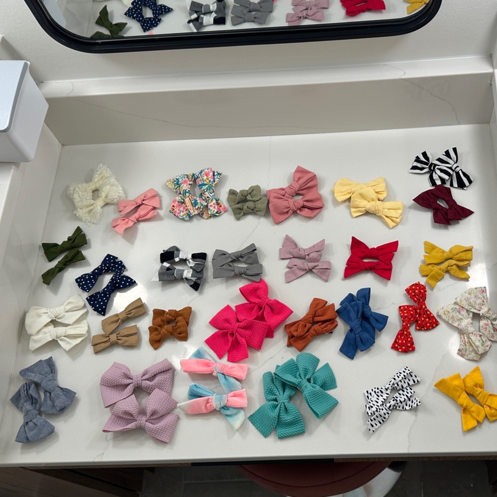 Girls schoolgirl pigtail bow lot